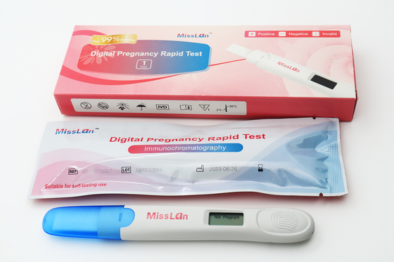 Risultato rapido di Kit With First Response Early della prova di chiara gravidanza di Digital